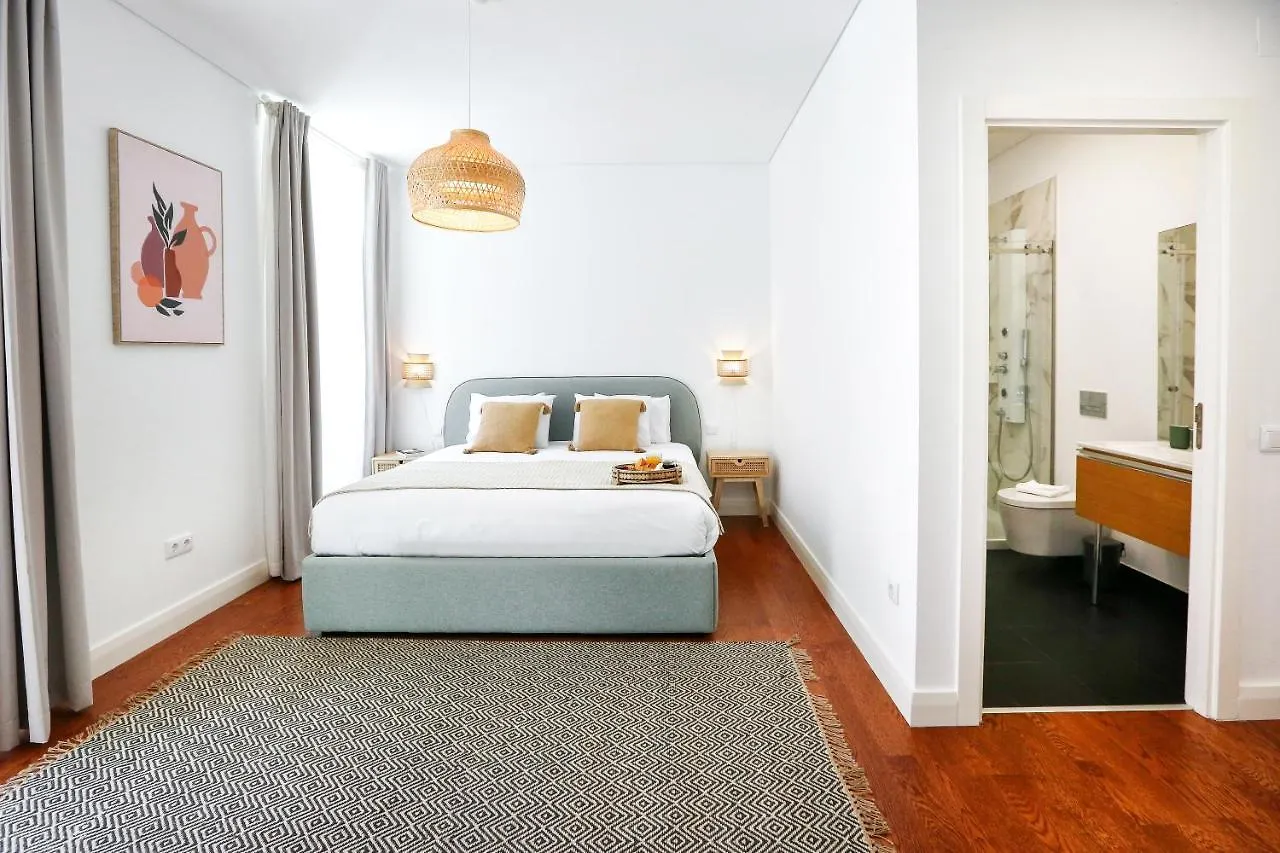 Endless Summer Apartment Faro 0*,