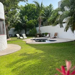 https://la-casa-caribena.quintano-roohotels.com